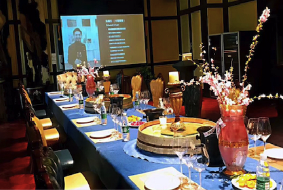 品拉菲会老友 ，一切都挺好~